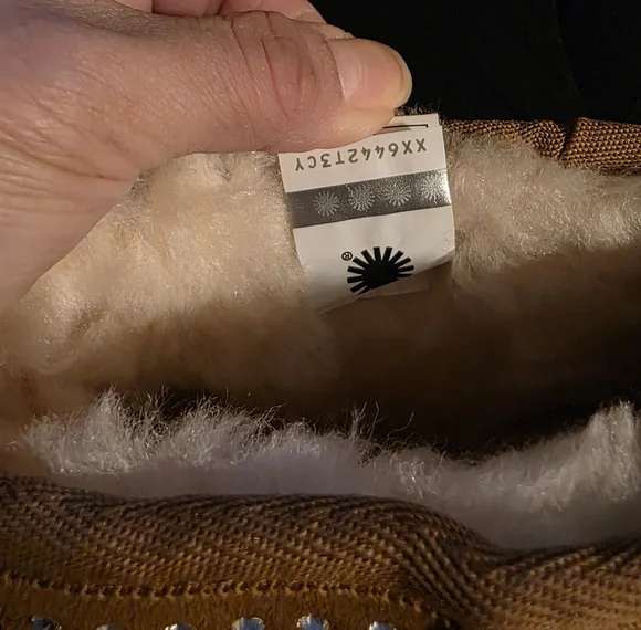 UGG Classic Ultra Mini Bling Boots(chestnut) - Picture 7 of 7